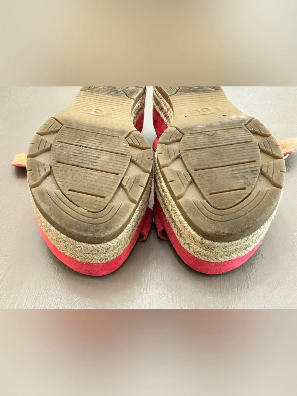 UGG April Platform Espadrille Sandals Coral Pink Suede Buckle Sz 7